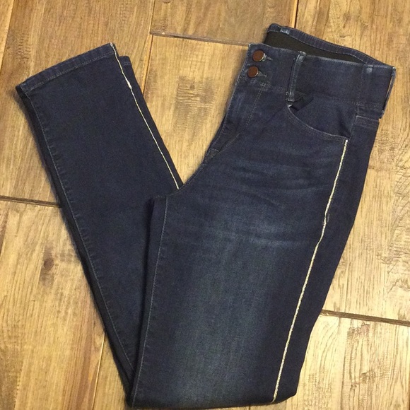 apt 9 elastic waist jeans